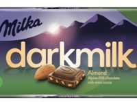 Milka darkmilk Almond