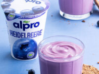 Alpro - sojowa alternatywa dla jogurtu jagoda