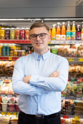 Jakub Uberman - 9000 franczyzobiorca prowadzący sklep Żabka w Kosinie na Podkarpaciu