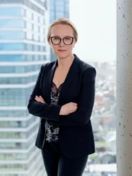 Agnieszka Kołat JLL